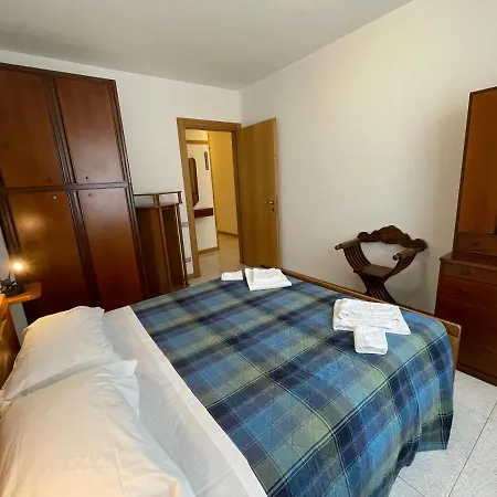 Cozy With Private Parking On Domaso's Lakeside - Larihome A09 Apartamento Domaso